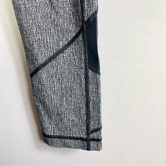 Lululemon Pace Rival Crop - Picture 3 of 4